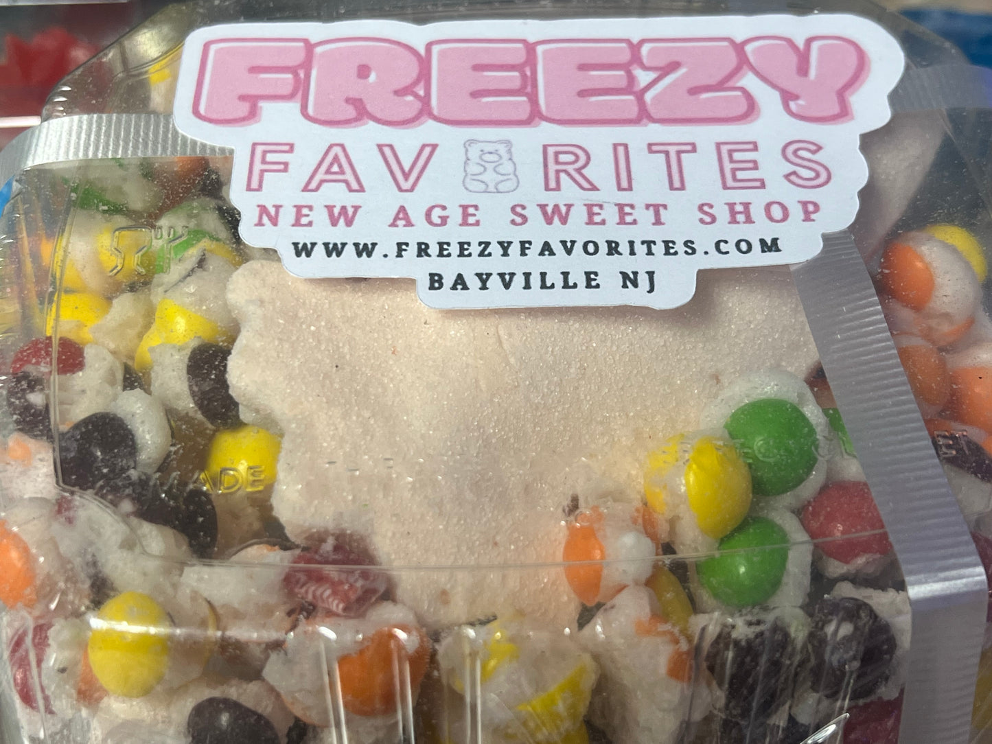 The Freeze Dried Elf bath in Freeze Dried Ittles