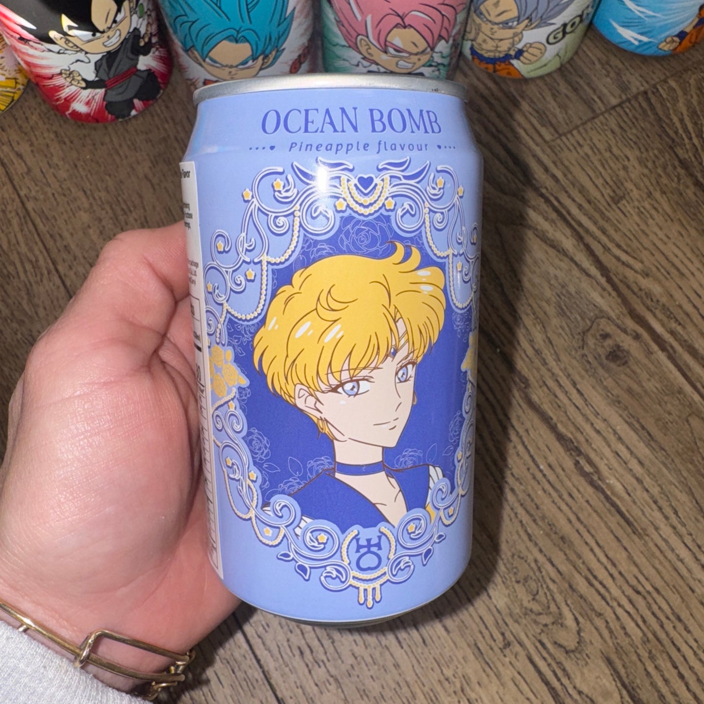 Ocean Bomb Sailor Moon Sparkling Water Pineapple Flavor (330ml) (Taiwan)